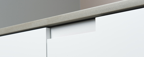 Pull 4a/b — Corner Edge Pull